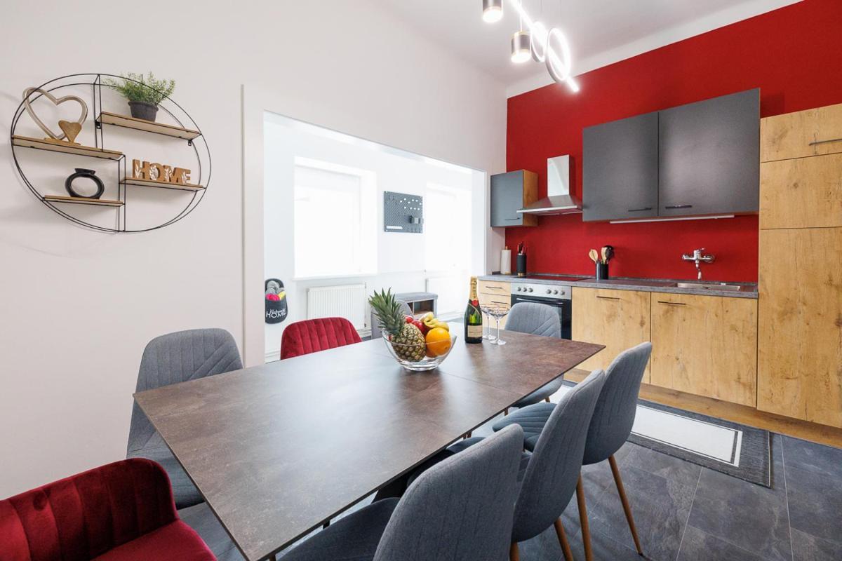 New Shalalaliving Vienna Spacious Home For Family & Friends Екстериор снимка