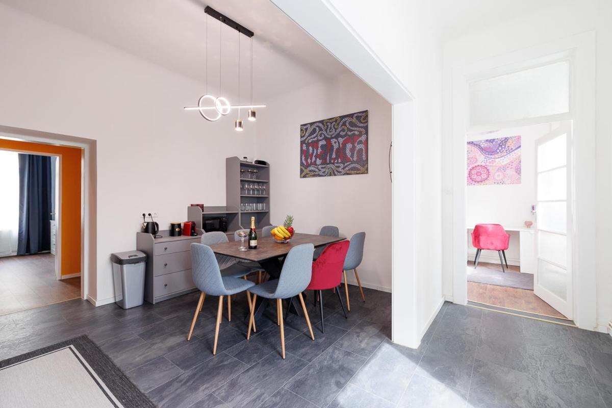 New Shalalaliving Vienna Spacious Home For Family & Friends Екстериор снимка