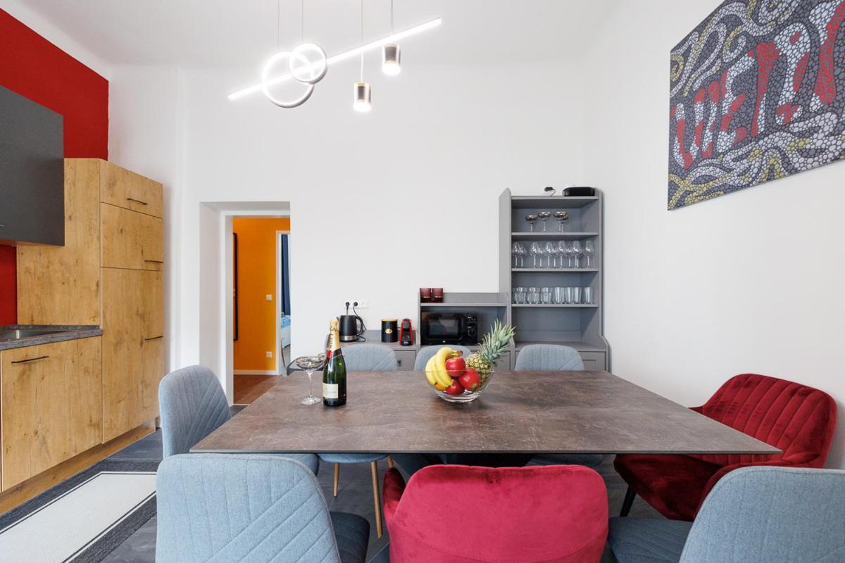 New Shalalaliving Vienna Spacious Home For Family & Friends Екстериор снимка